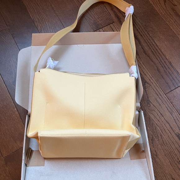 Rothy’s Mini Zip Bucket Bag - Picture 3 of 4